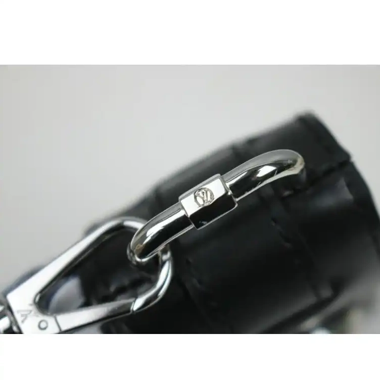 205B570012 LV Bags 0730